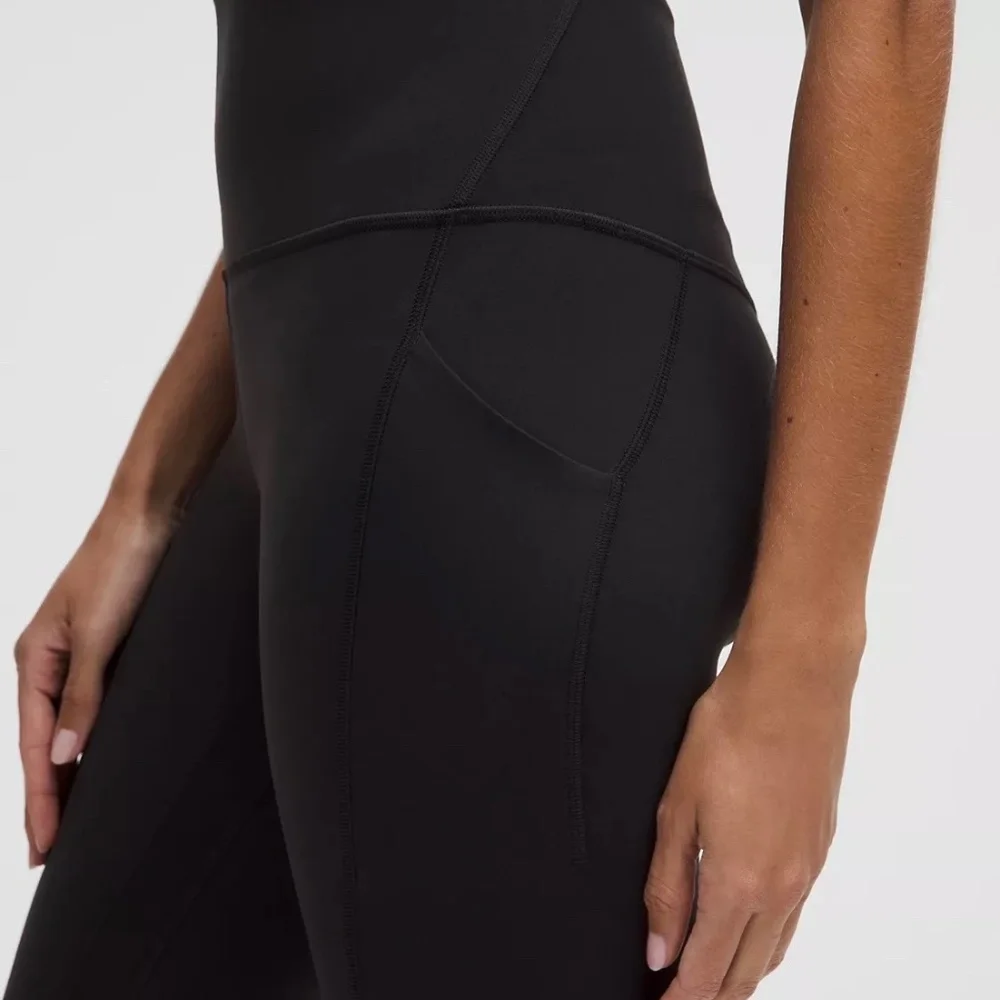 Lululemon Align high rise leggings - Picture 3 of 7